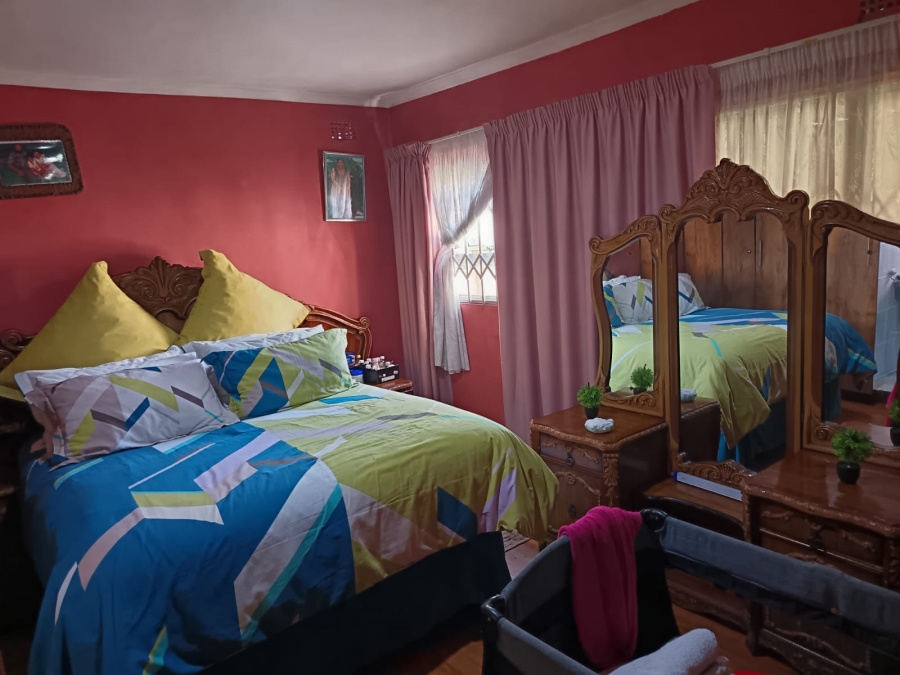 3 Bedroom Property for Sale in Umrhabulo Triangle Western Cape